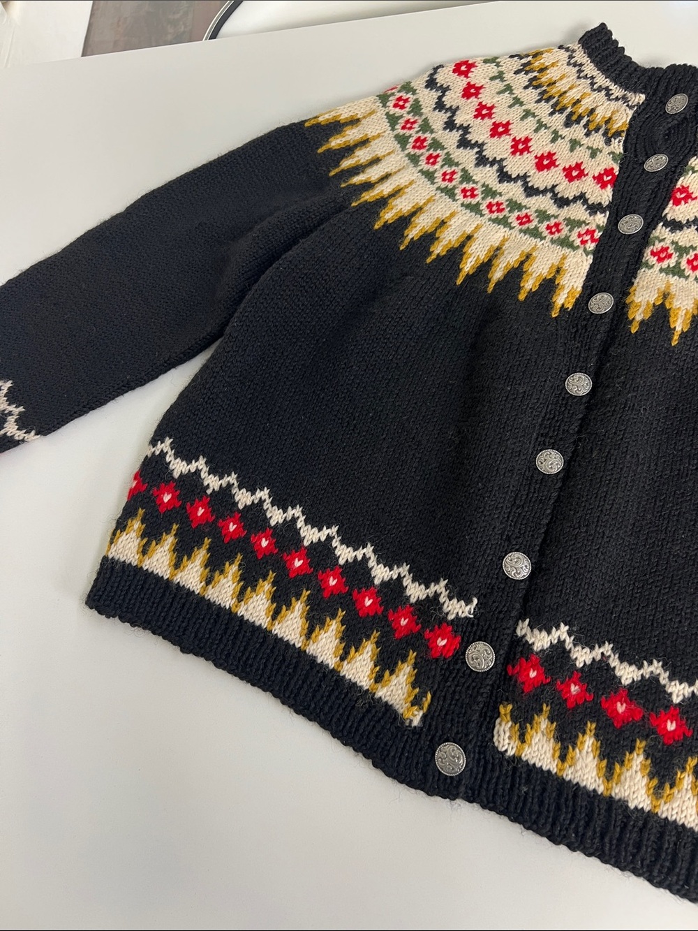 Hand knit in Norway 100% wool mothproof fair isle cardigan long sleeve sweater 6 - Picture 4 of 14